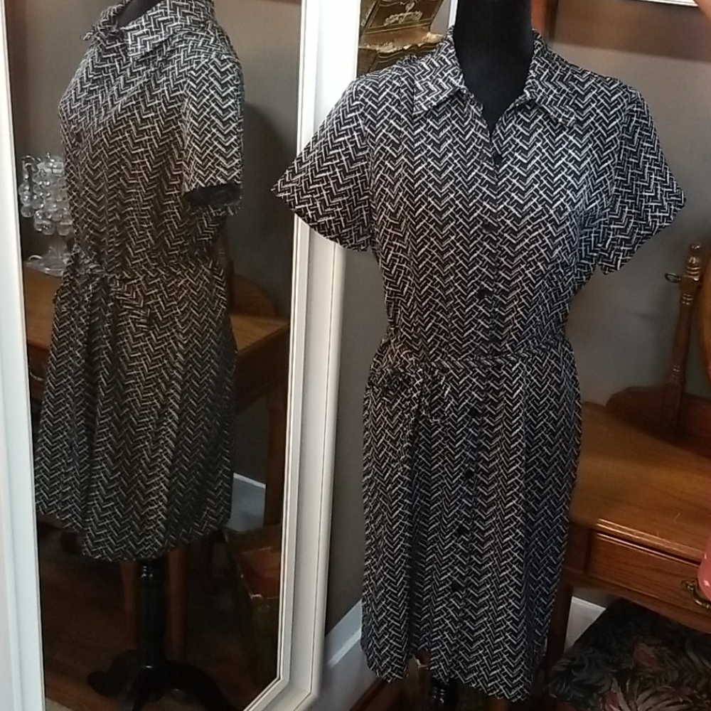 Sarah B Studio blk/wht midi dress size 12p